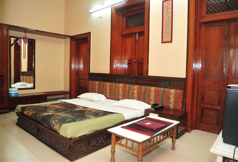 Hotel Siddhartha Palace 8