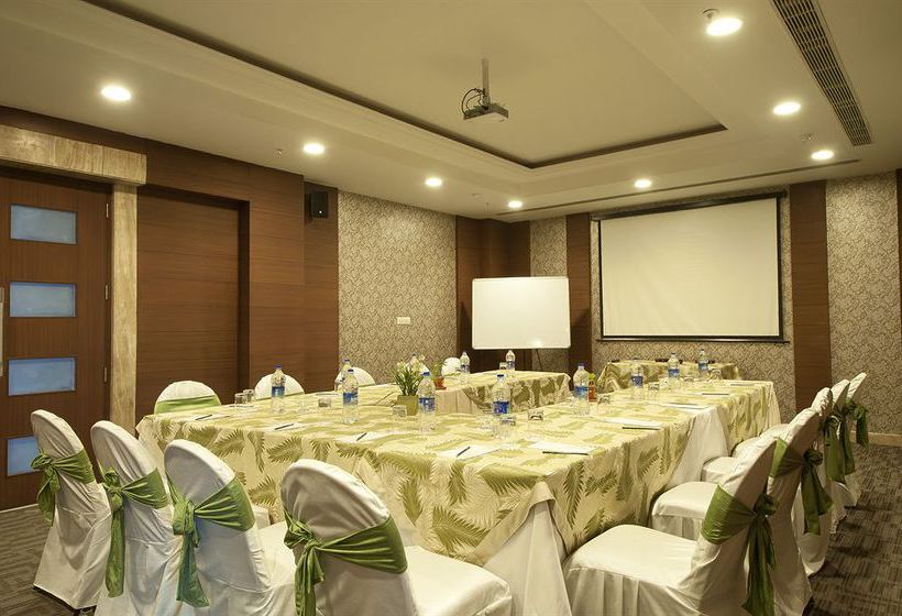 Hotel The Fern Residency 9