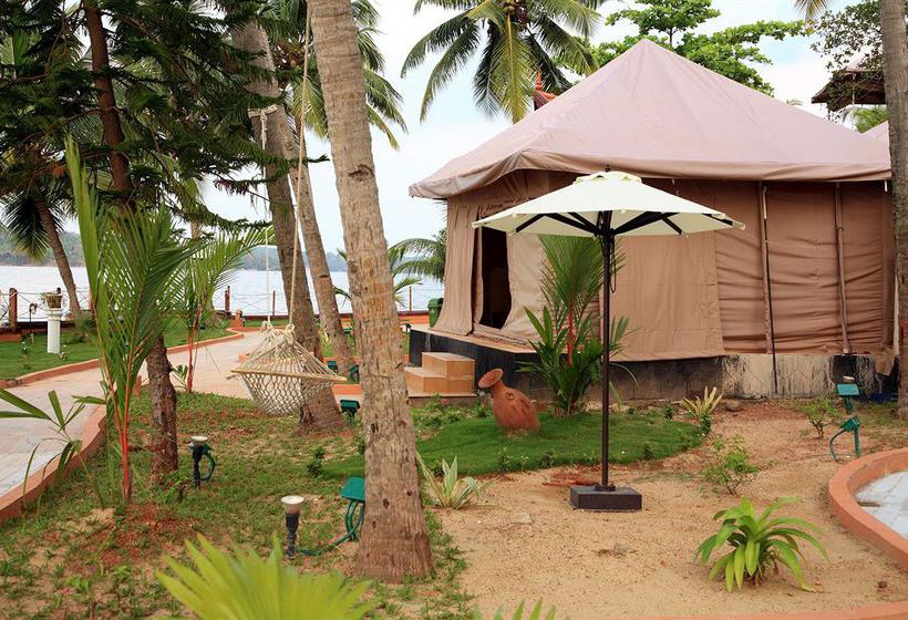 Hotel Cambay Palm Lagoon Kollam 1