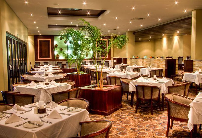 Premier Hotel O.R. Tambo 9