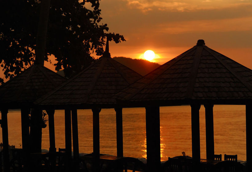 Hotel The Lipa Lovely Resort Samui 11