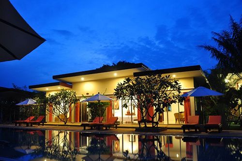 Phuket Sea Resort 11