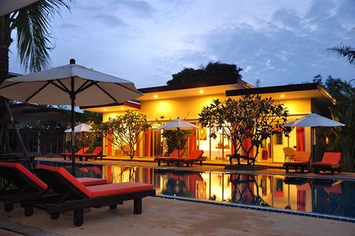 Phuket Sea Resort 16