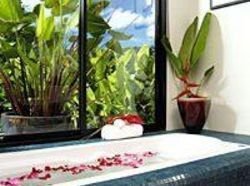 Hotel Two Villas Holiday: Two Villasnai Harn Beach 1