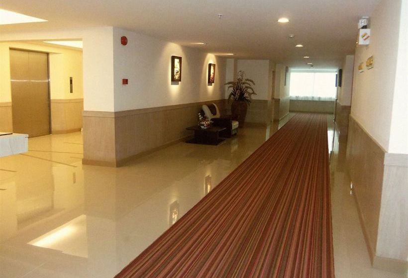 Bay Hotel Suvarnabhumi Airport 13