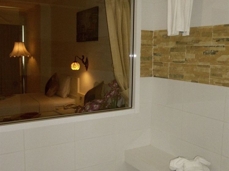 Bay Hotel Suvarnabhumi Airport 18