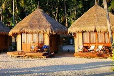 Thapwarin Resort Koh Ngai Trang