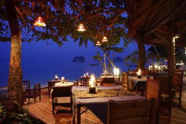 Thapwarin Resort Koh Ngai 4