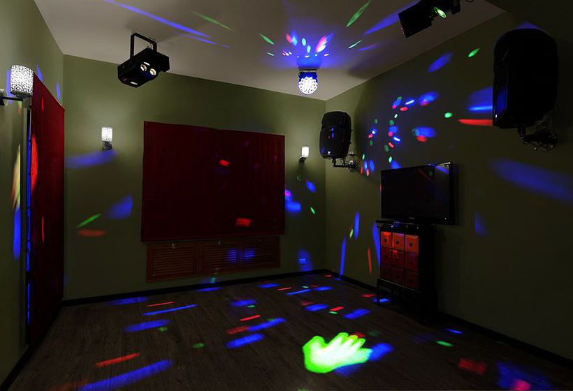 Hotel Honeymoon Inn 17