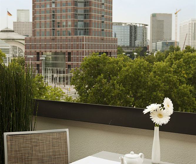 Hotel NH Frankfurt Messe 11