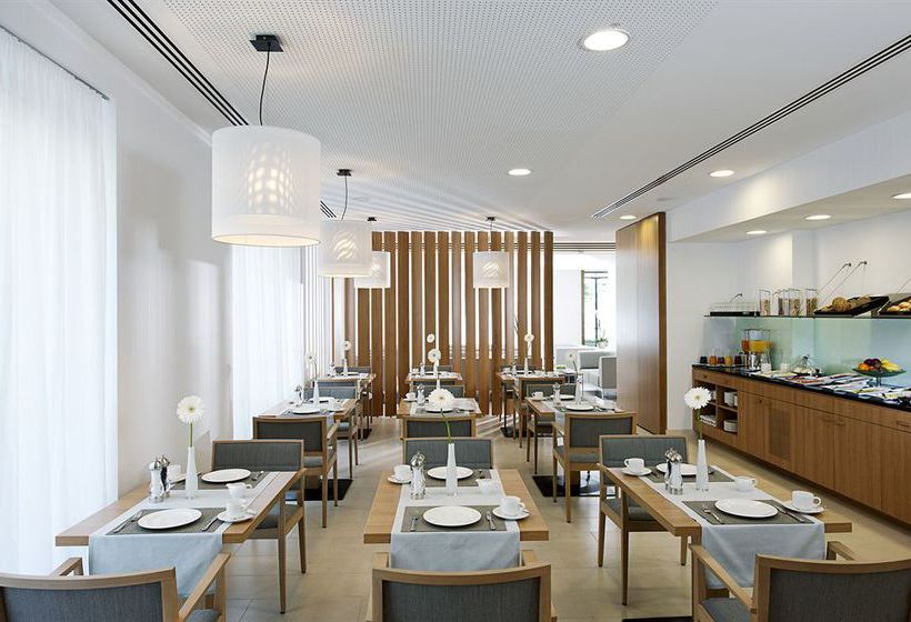 Hotel NH Frankfurt Messe 9