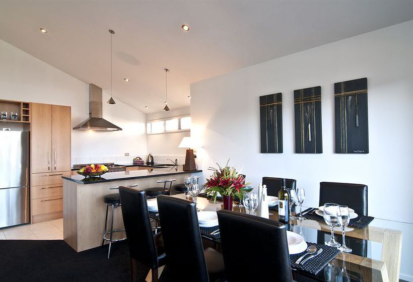 Distinction Wanaka Serviced Apartments 1