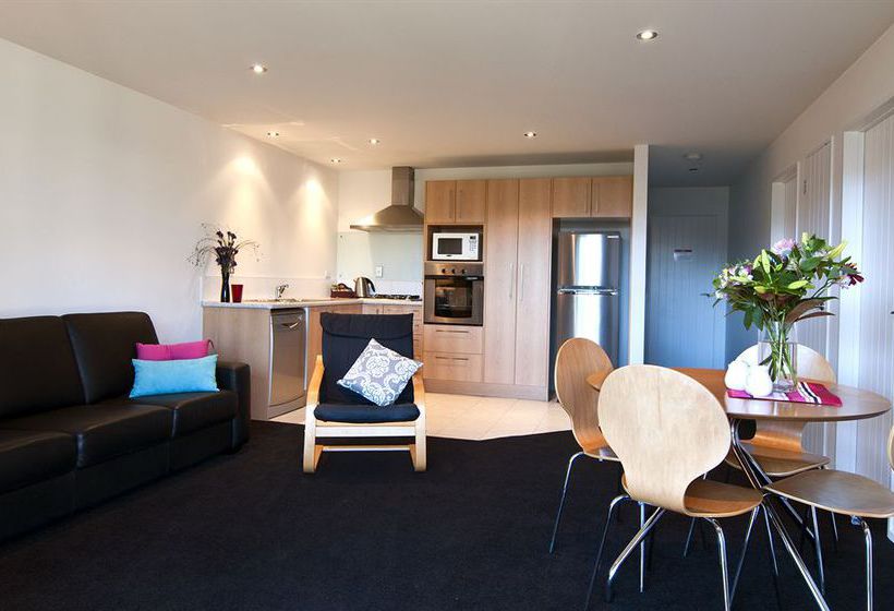 Distinction Wanaka Serviced Apartments 16