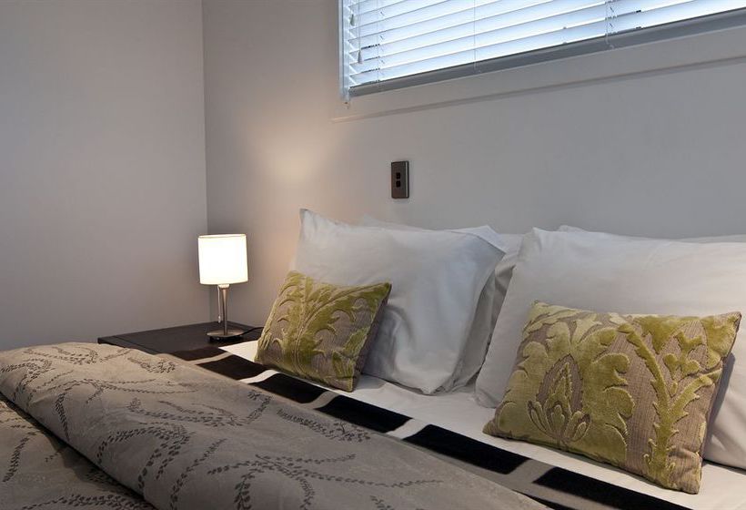 Distinction Wanaka Serviced Apartments 18