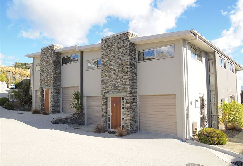 Distinction Wanaka Serviced Apartments 5