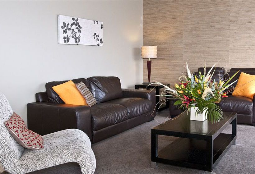 Distinction Wanaka Serviced Apartments 6