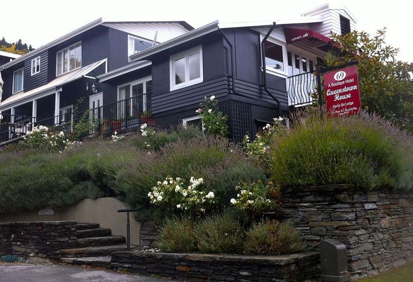 Hotel Queenstown House