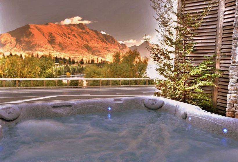 Pounamu Apartments 12