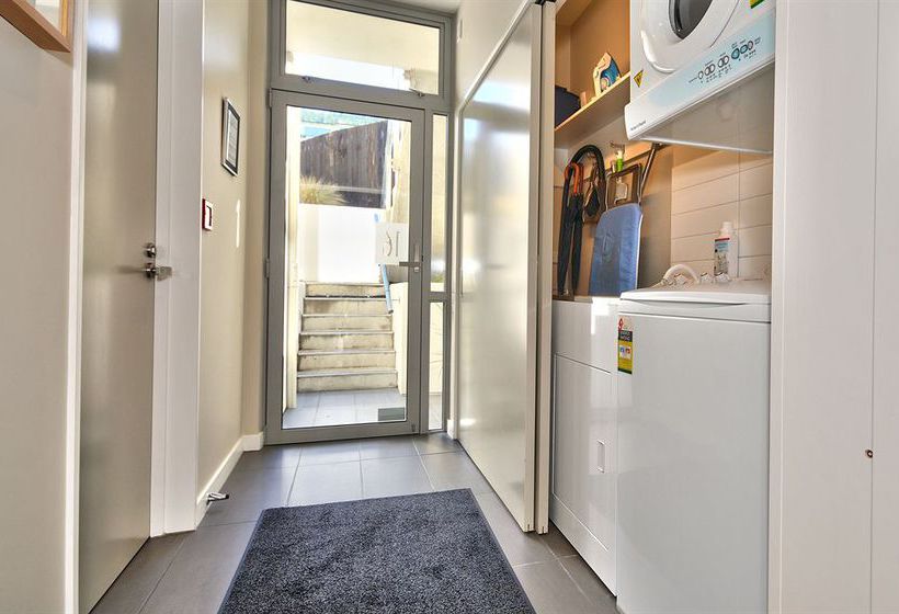 Pounamu Apartments 13