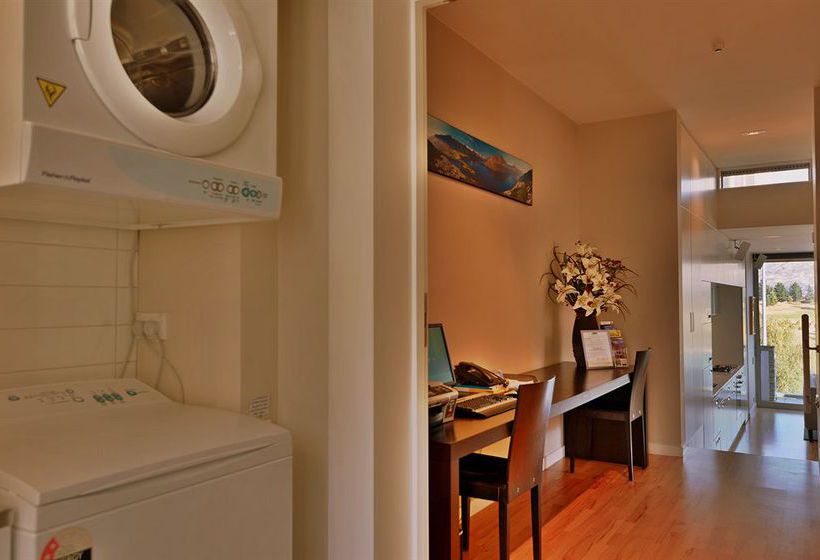 Pounamu Apartments 5