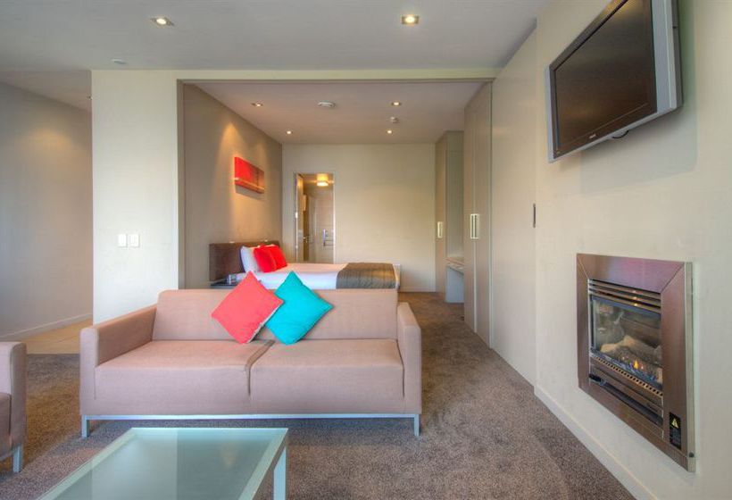 Breakfree Highview 4