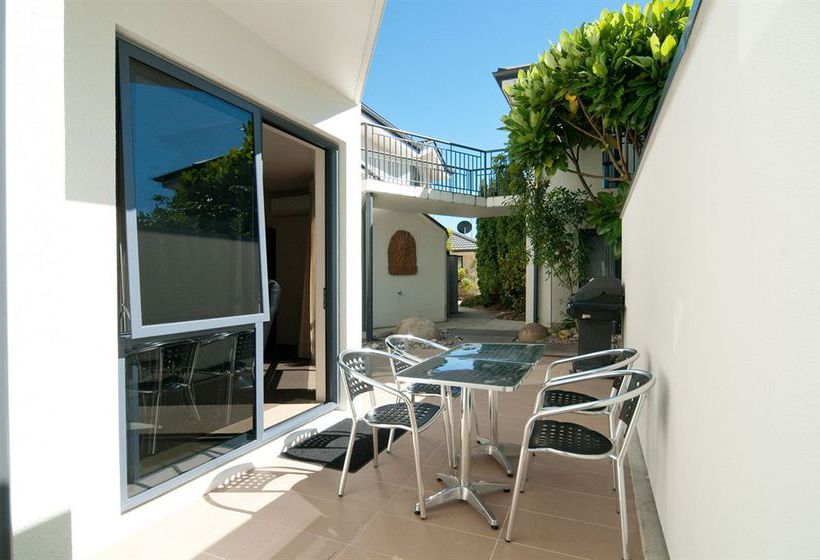 Delorenzo's Studio Apartments Nelson South Island