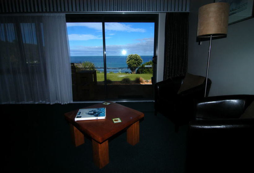 Hotel Breakers Boutique Accommodation 2