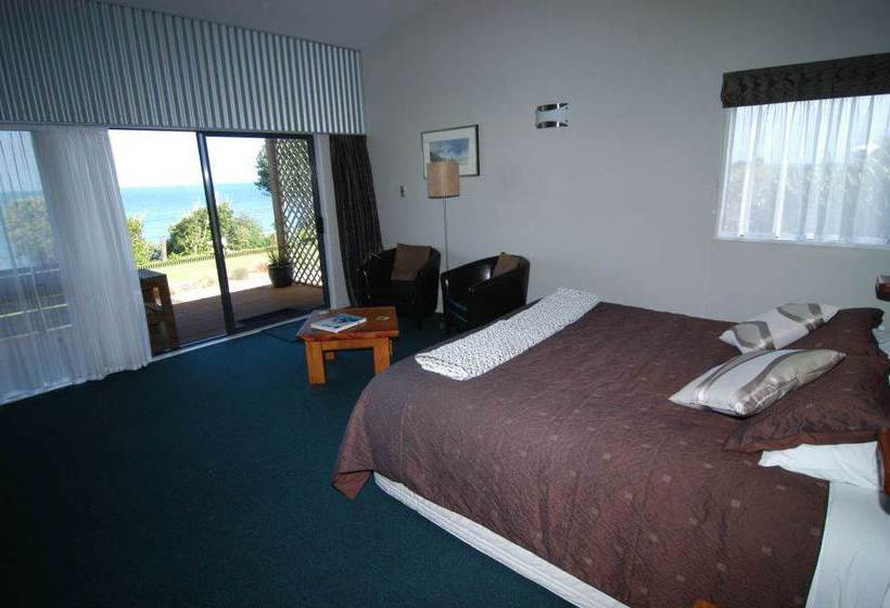 Hotel Breakers Boutique Accommodation 4