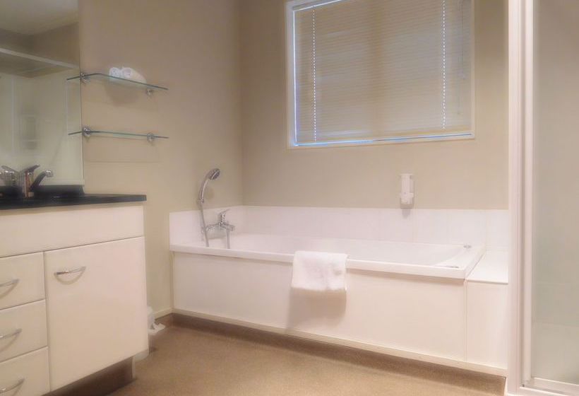 Hotel Brydan Accommodation Blenheim 4