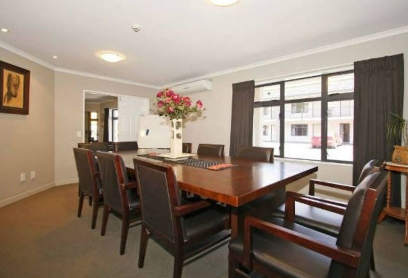 Hotel Aotea Motor Lodge 12