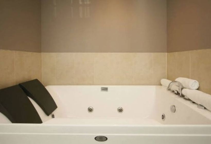 Hotel Aotea Motor Lodge 9