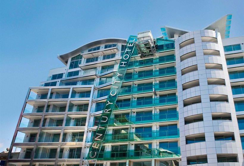 Distinction Wellington Century City Hotel 3