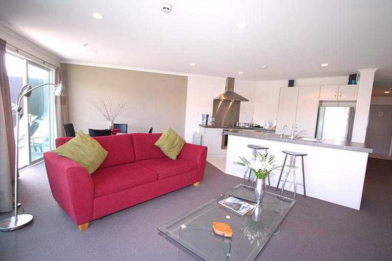 Marina Park Apartments 10