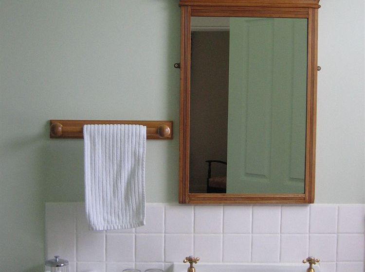 Hotel Murrells Grand View House 12