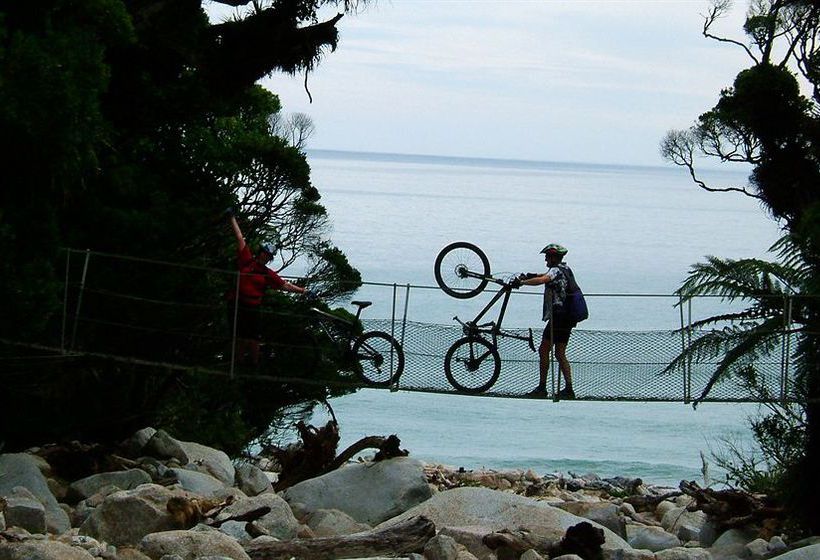 Hotel Birds Ferry Lodge 15