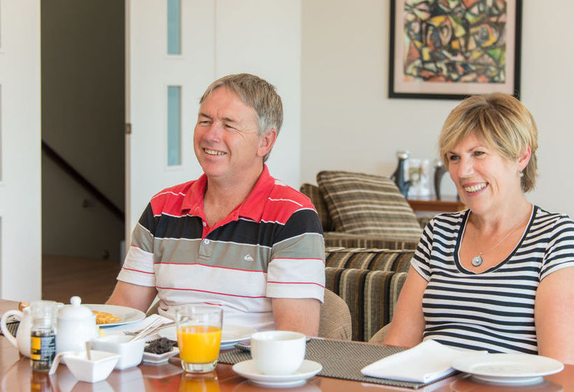 Hotel Decks Of Paihia 19