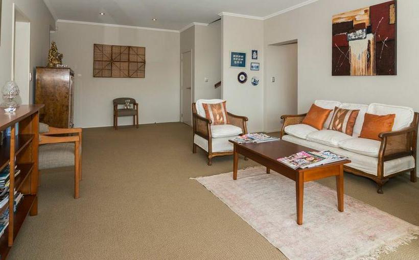 Hotel Decks Of Paihia 2