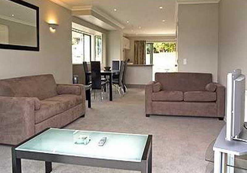 Lake Brunner Resort 2