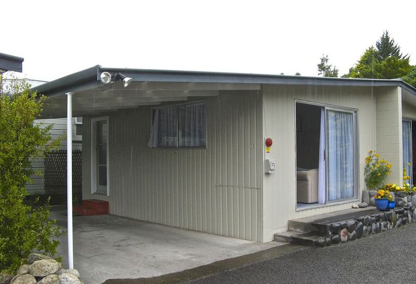 Tongariro River Motel 7