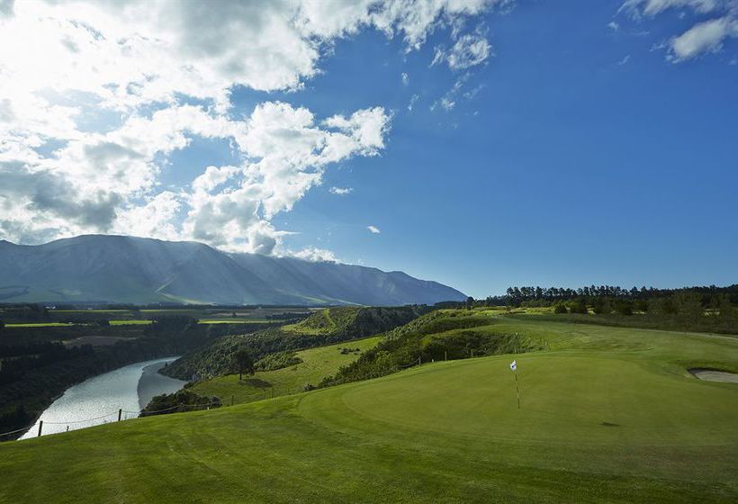 Hotel Terrace Downs Resort 11