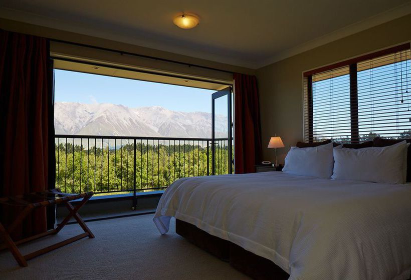 Hotel Terrace Downs Resort 12