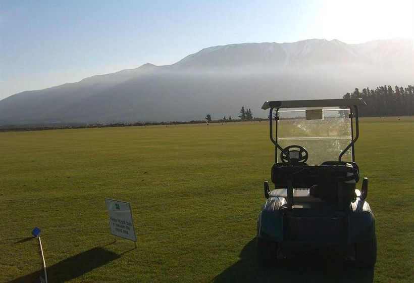 Hotel Terrace Downs Resort 6