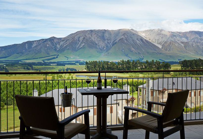 Hotel Terrace Downs Resort 9