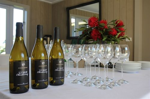 Hotel Riverside Matakana 9