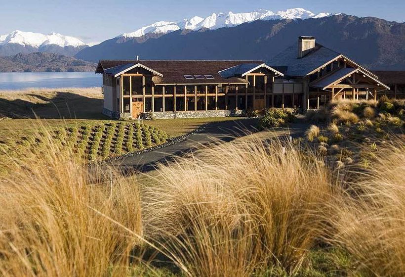 Hotel Fiordland Lodge 1