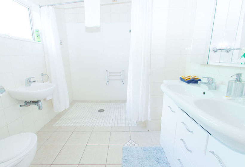 Hotel Admirals View Lodge 7