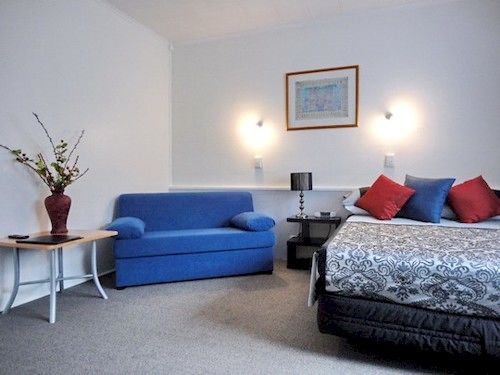 Hotel Aotearoa Lodge & Tours 11