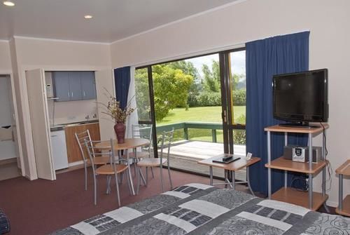 Hotel Aotearoa Lodge & Tours 19