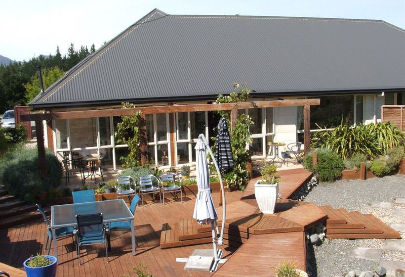 Hotel Vibrant Living Retreat 16