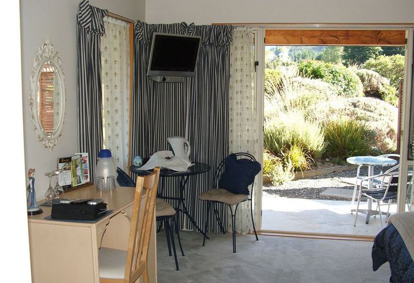 Hotel Vibrant Living Retreat 17